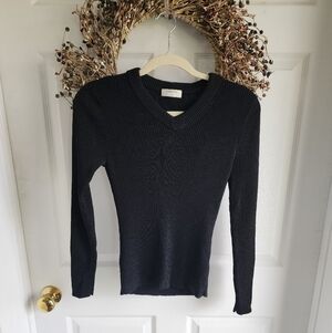 Babaton Black ribbed v-neck sweater, size Medium.